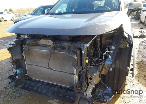 2025 Toyota Rav4 Xle from USA, damaged, VIN 2T3W1RFV0SC310843